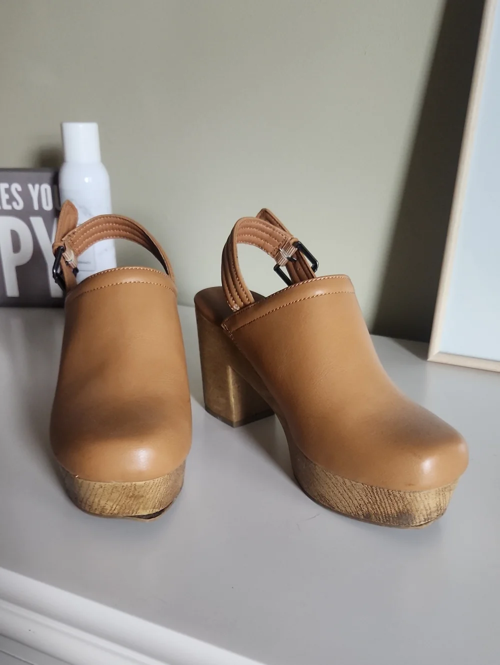 Universal Thread Tan Platform Slingback Clogs